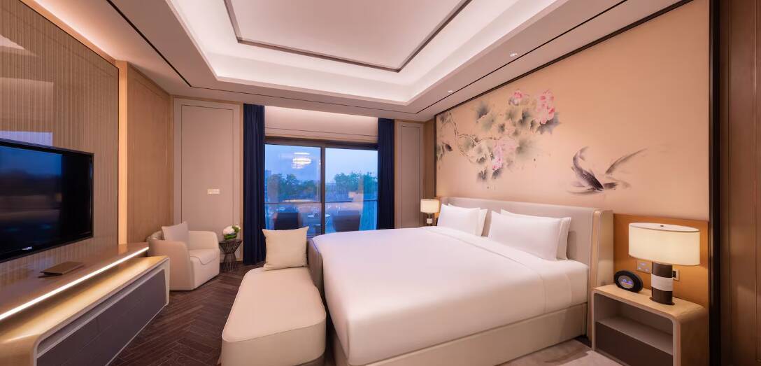 Grand Presidential Suite RedLevel incl. Breakfast