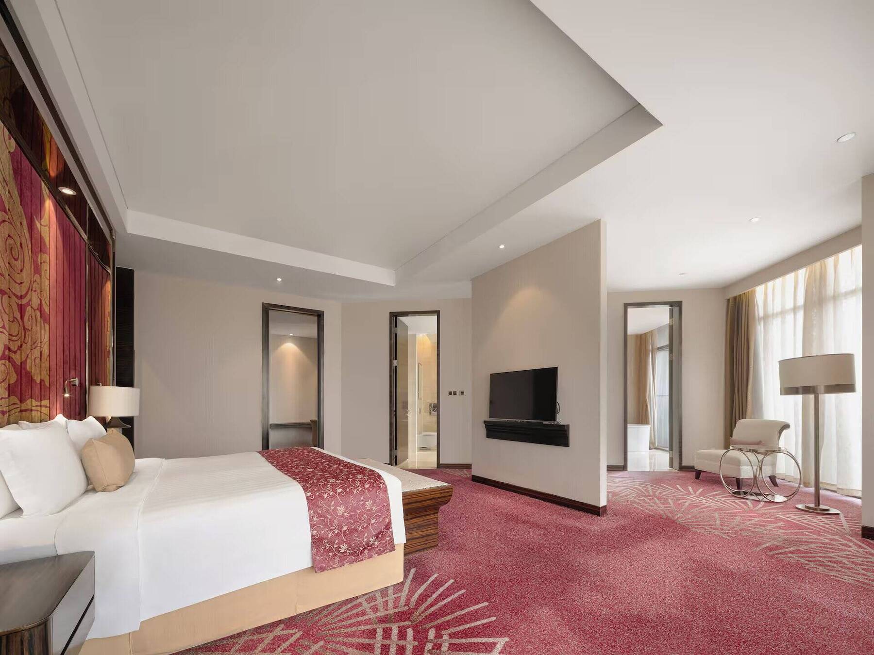 Gran Suite Red Level with Breakfast