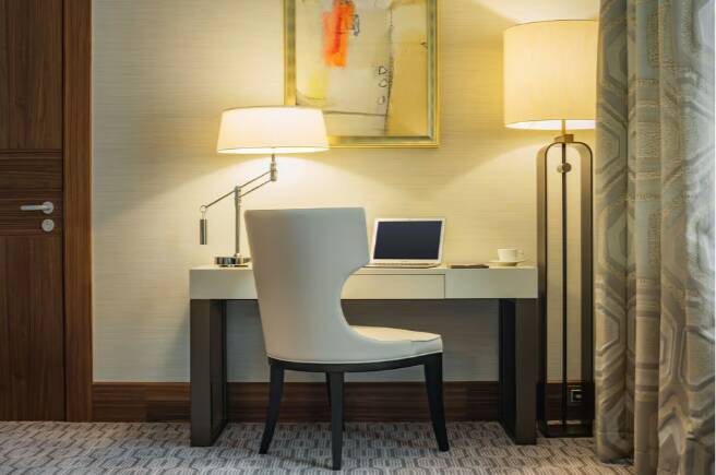 Deluxe Suite With Park View
