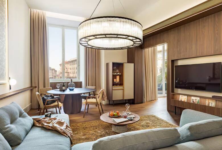 Cordusio Three-Bedroom Master Suite