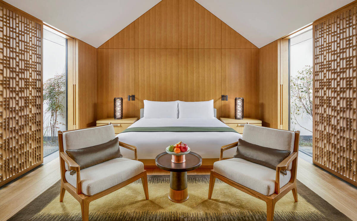 Ming Courtyard Suite