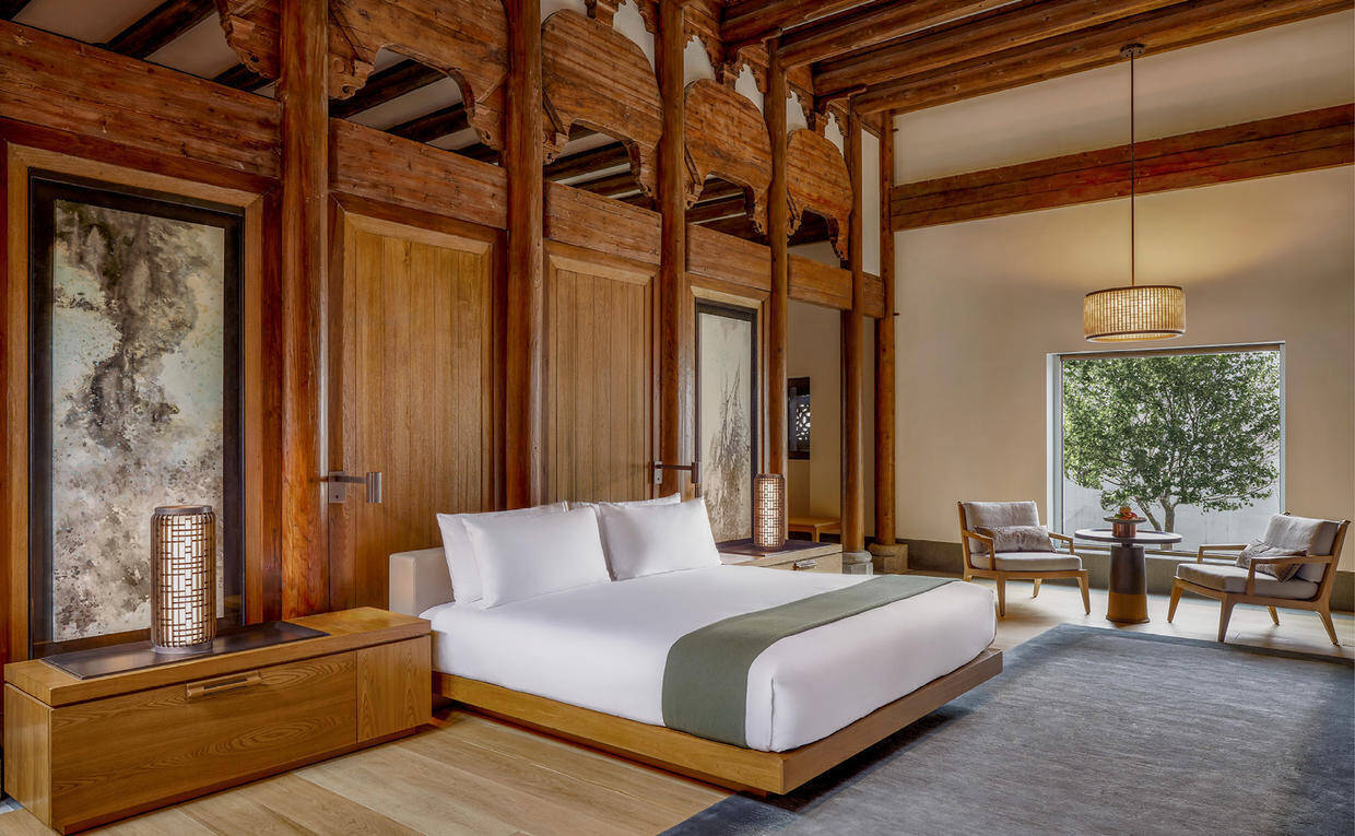 One-Bedroom Antique Pavilion