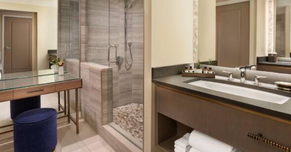 Signature King Mobility Access Roll In Shower
