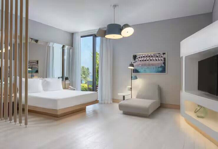 FAMILY SUITE WITH PRIVATE POOL AND GARDEN VIEW