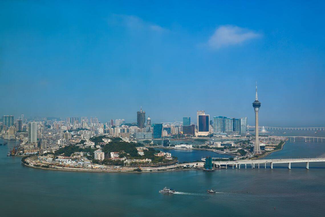 King Ocean View Room