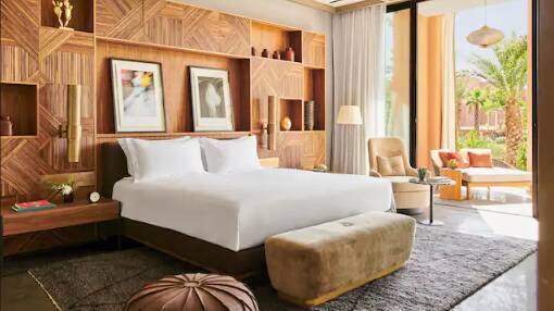 Park Suite King Mountain View Deluxe