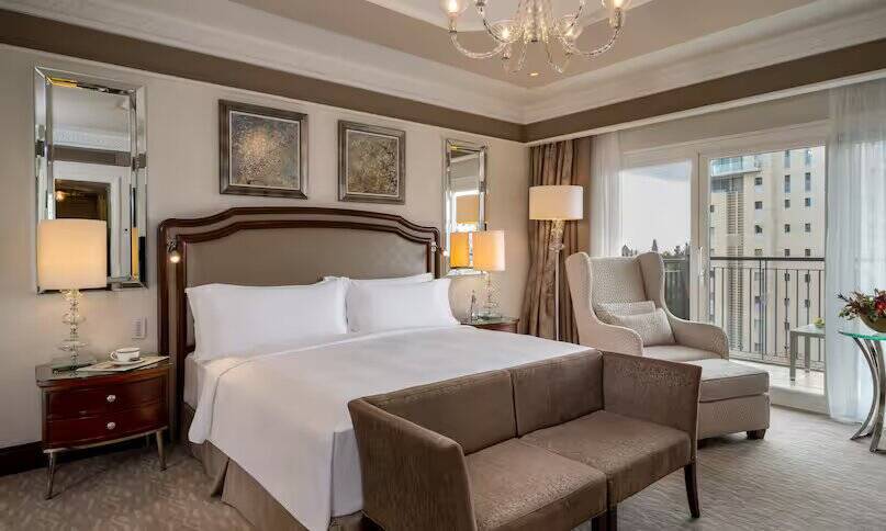 King Grand Deluxe Balcony High Floor Room