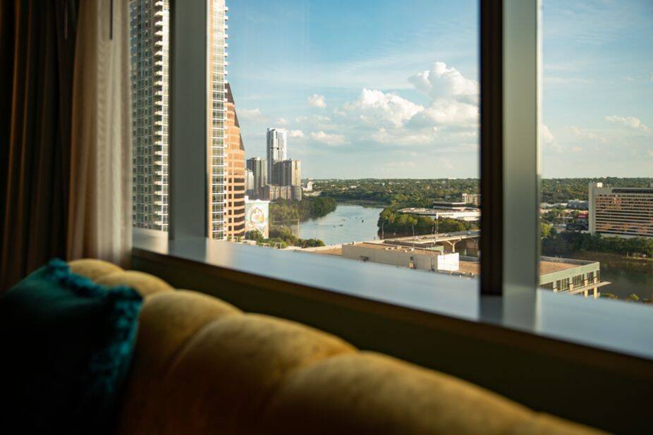 Premier King Lake View