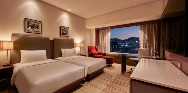 Two Twin Beds Deluxe