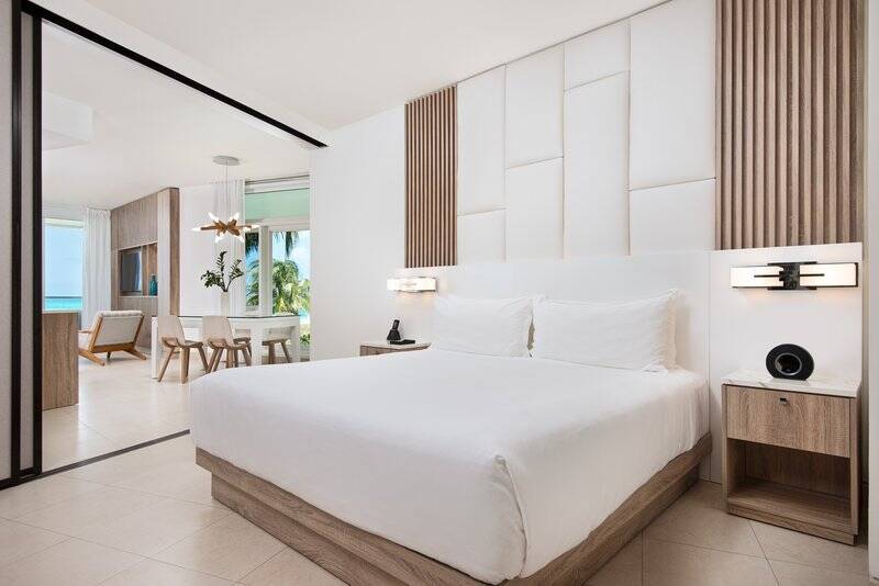 Three Bedroom Oceanfront Suite (Beach Level)