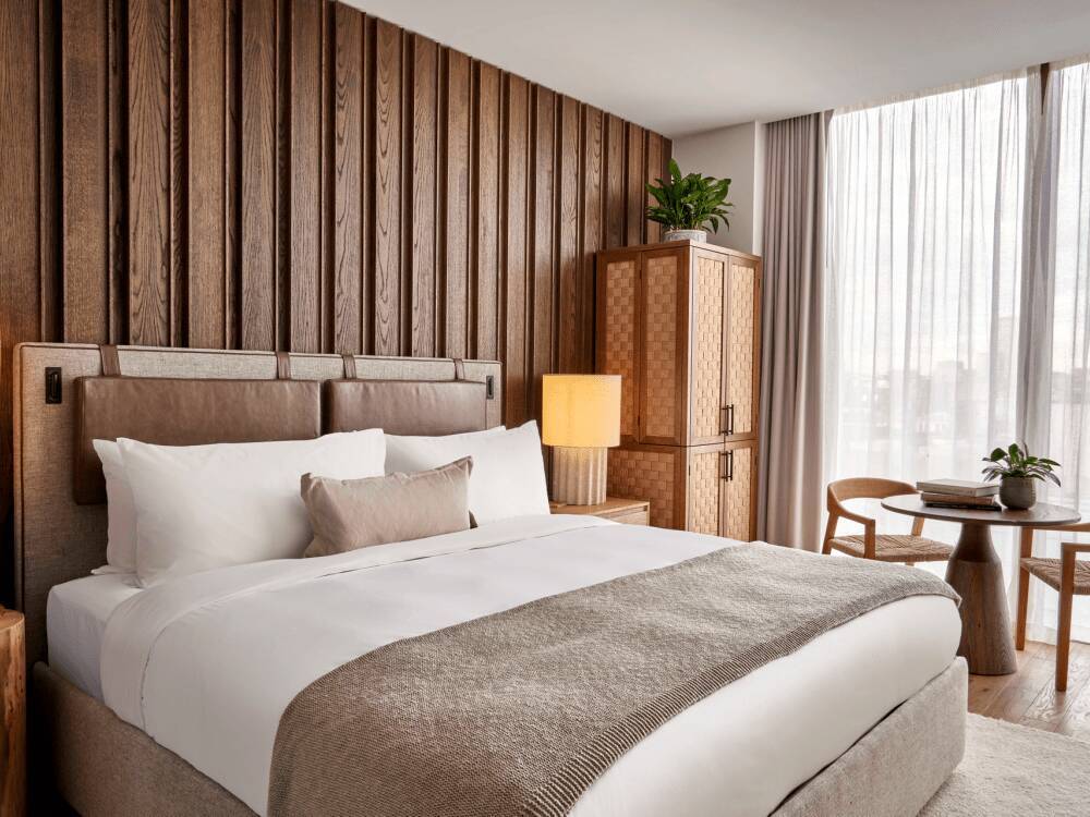 Skyline King Room