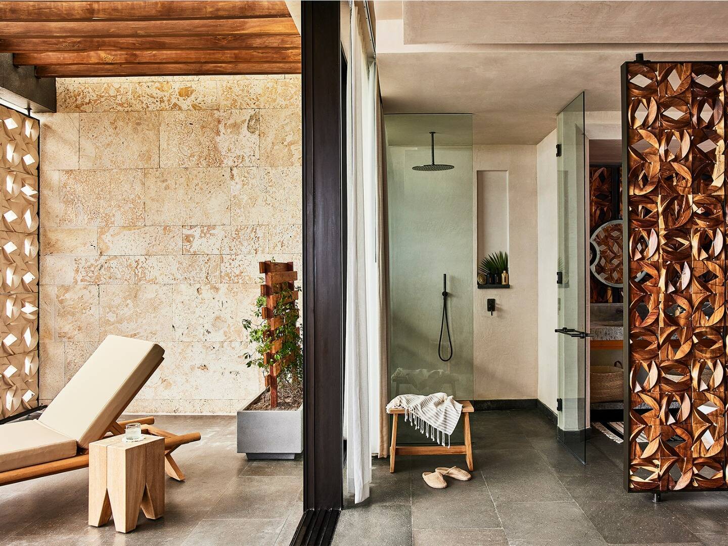ONE BEDROOM OCEAN SUNSET SUITE WITH PLUNGE POOL