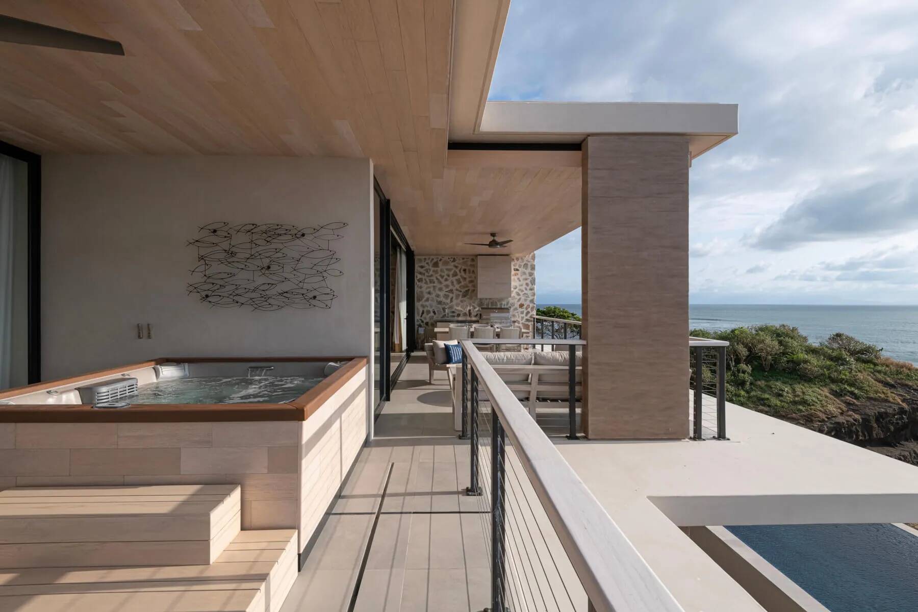 Four Bedroom Oceanfront Cliffside Residence with Hot Tub