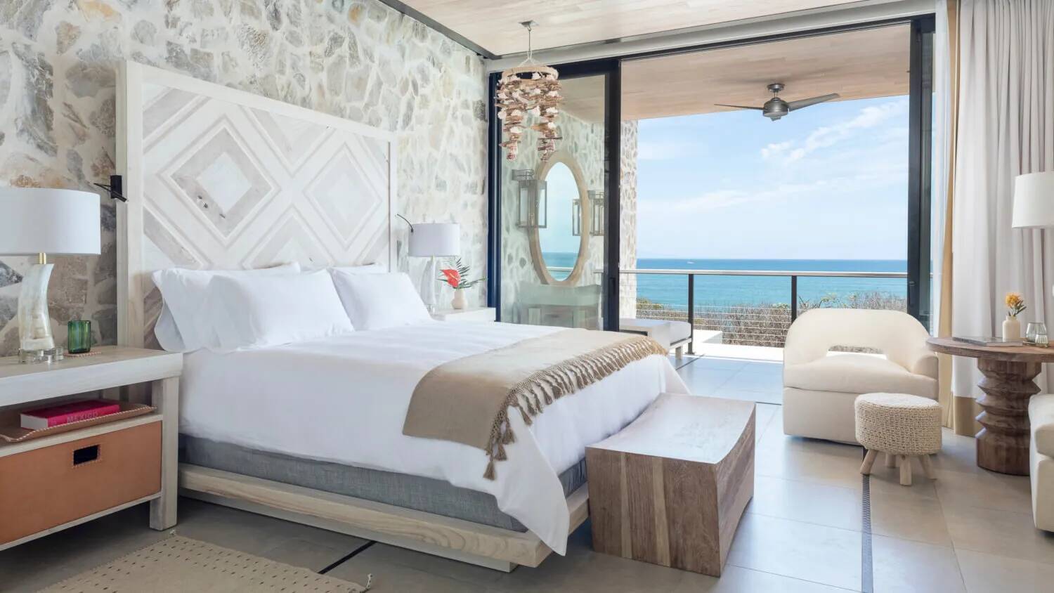 Four Bedroom Oceanfront Cliffside Residence with Hot Tub