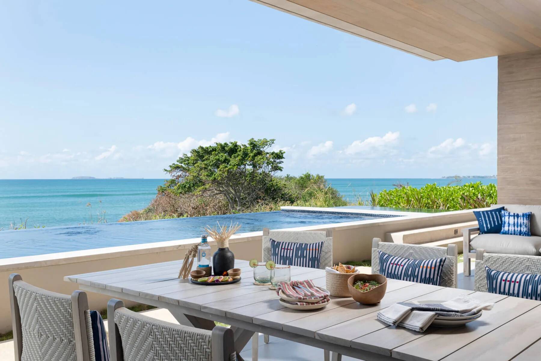 Three Bedroom Oceanfront Cliffside Residence with Pool