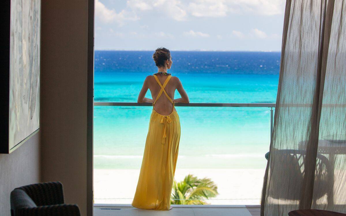 Queen Suite Ocean View