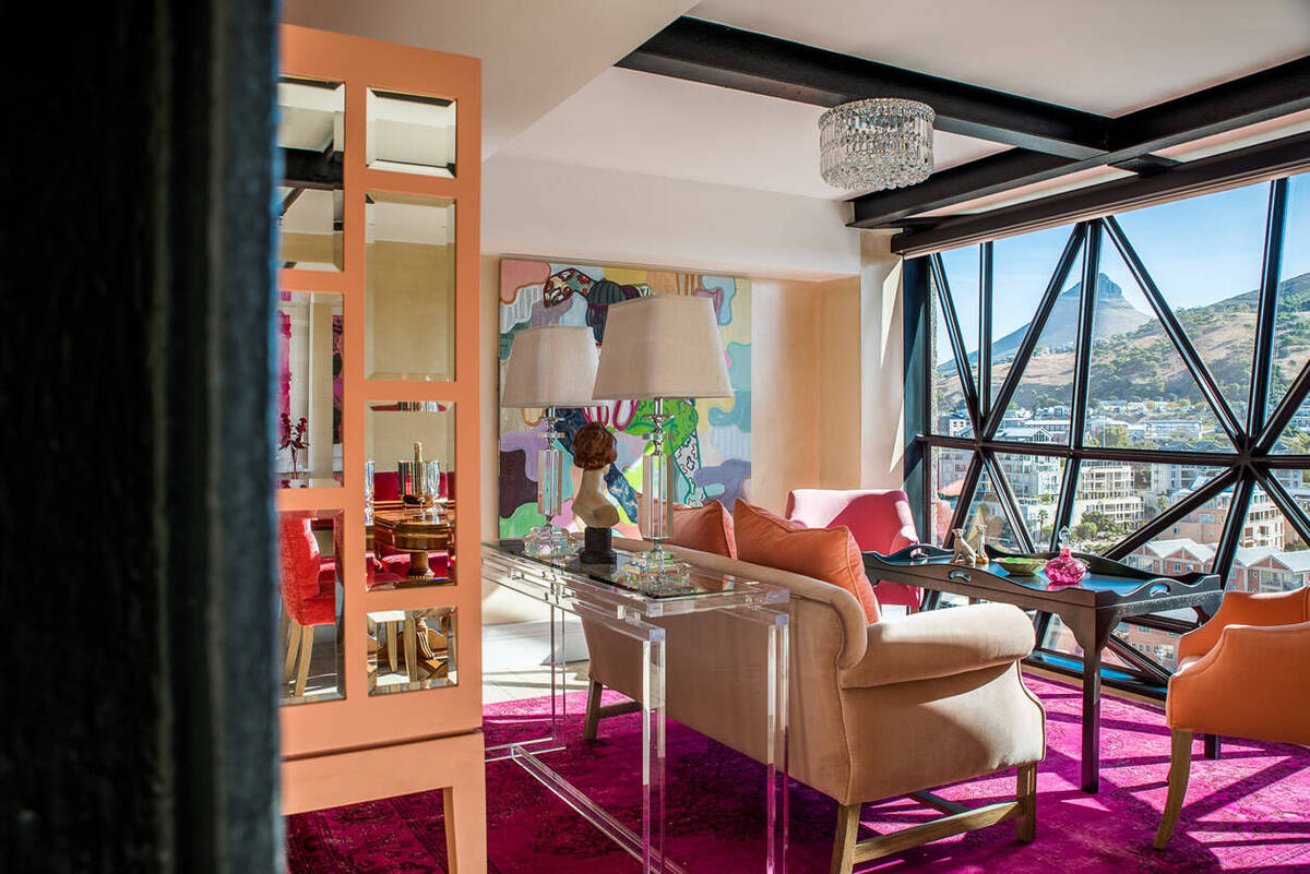 DUPLEX SUITE