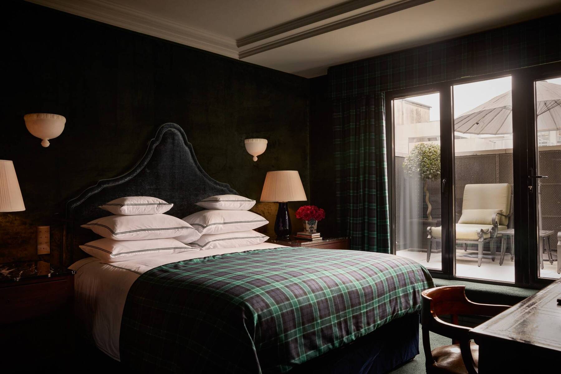 TERRACE SUITE CASTLE VIEW