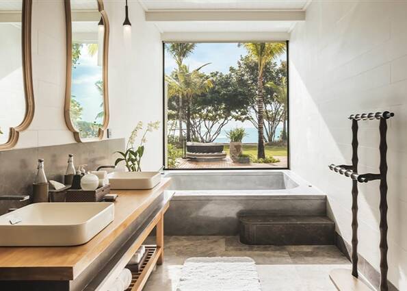Wellness Lagoon Pool Villa
