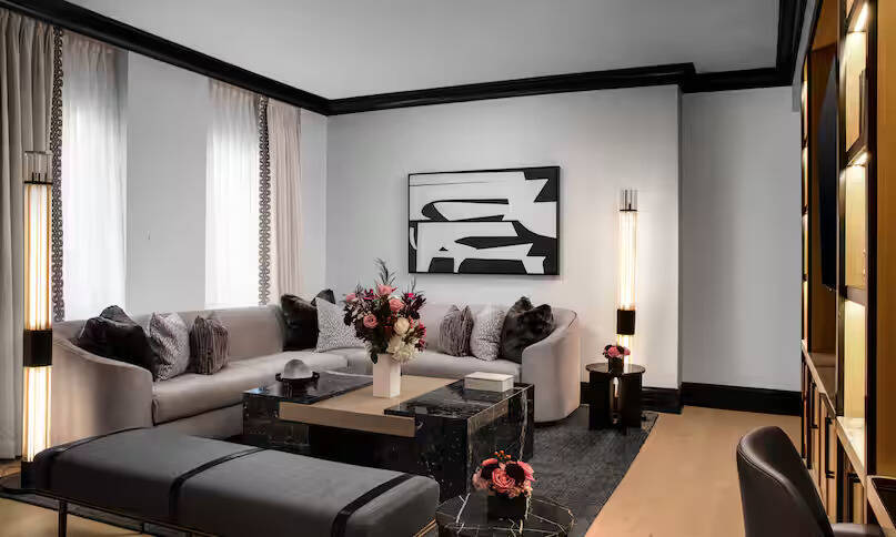 ASTORIA SUITE ONE BEDROOM 