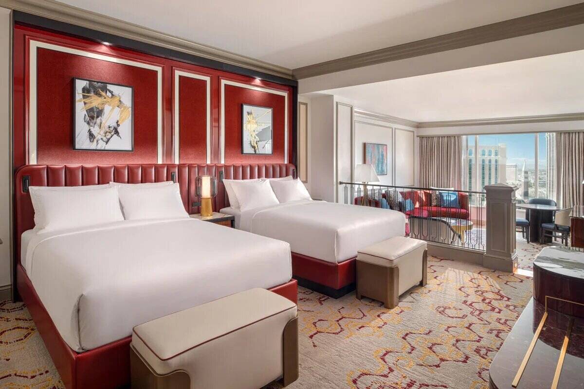 Venetian Newly Remodeled Luxury Two Queen
