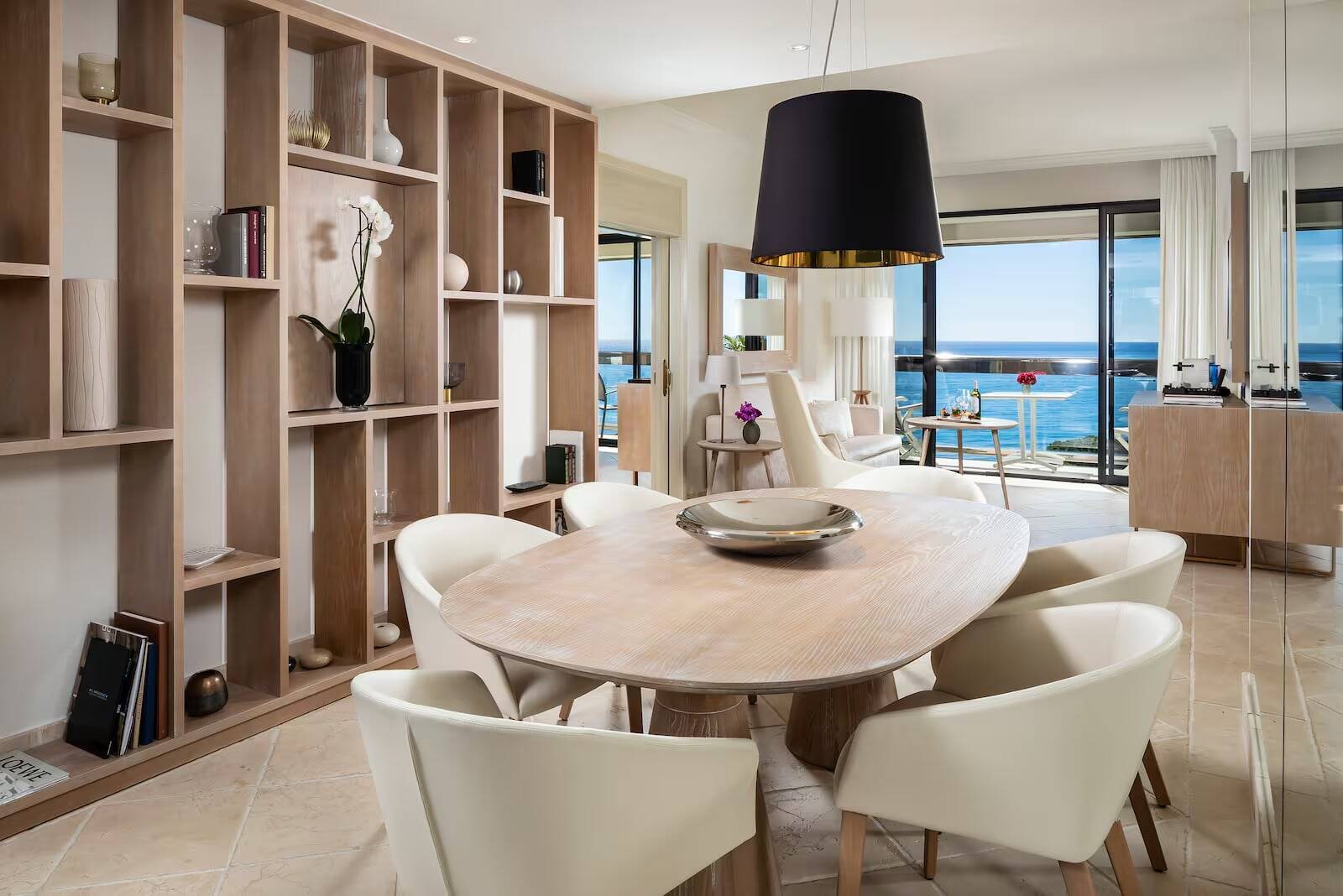 Royal Ocean Suite RedLevel