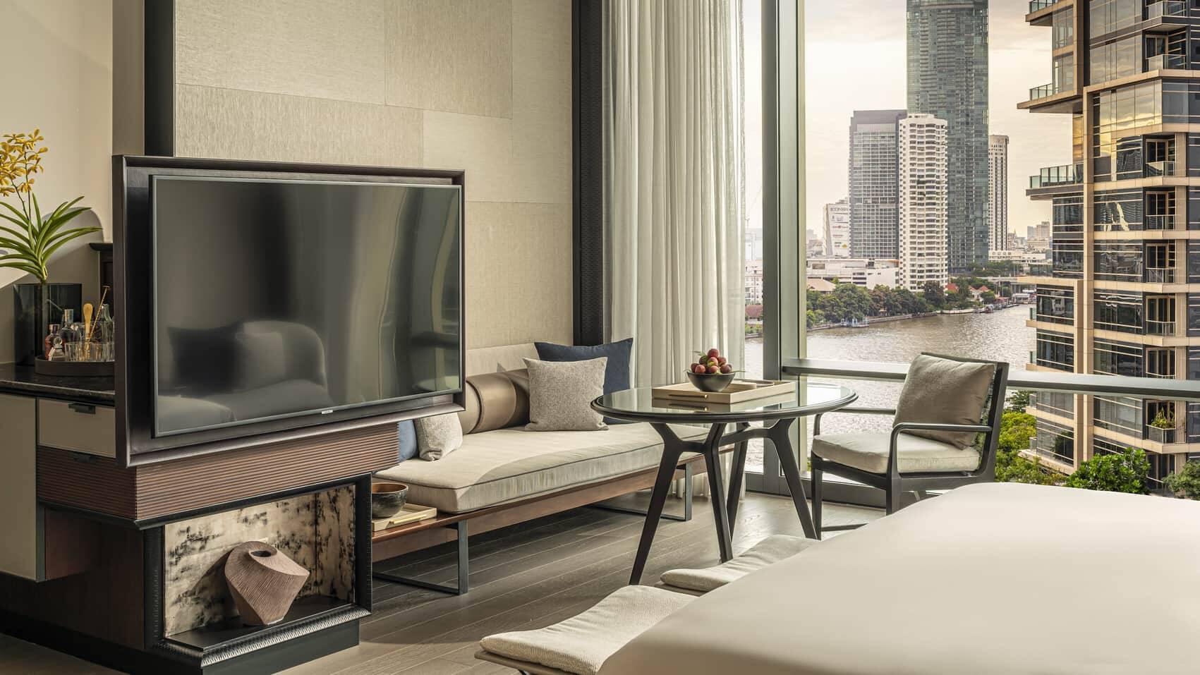 Deluxe River-View Room