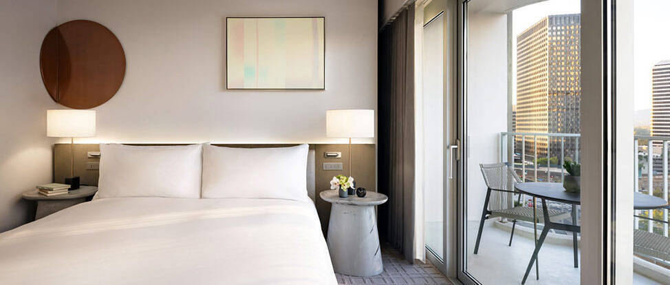 FAIRMONT GOLD KING HEARING ACCESSIBLE 