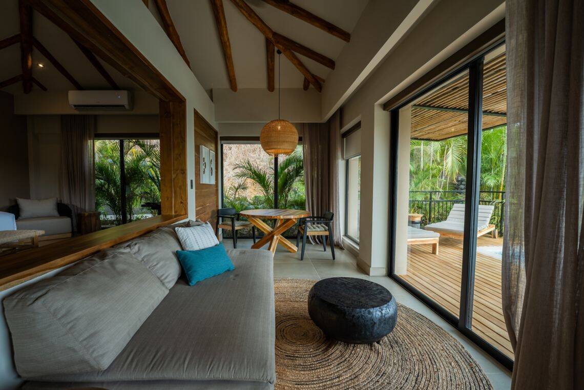 Honeymoon Suite