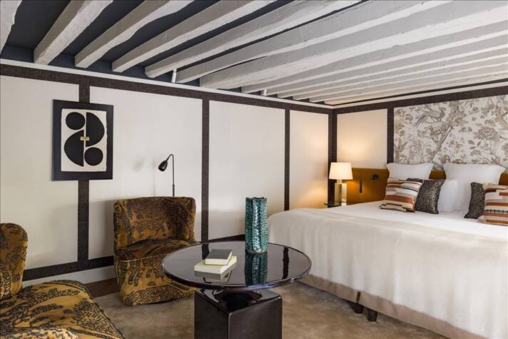 Le Petit Pavillon - Triplex apartment with private entrance