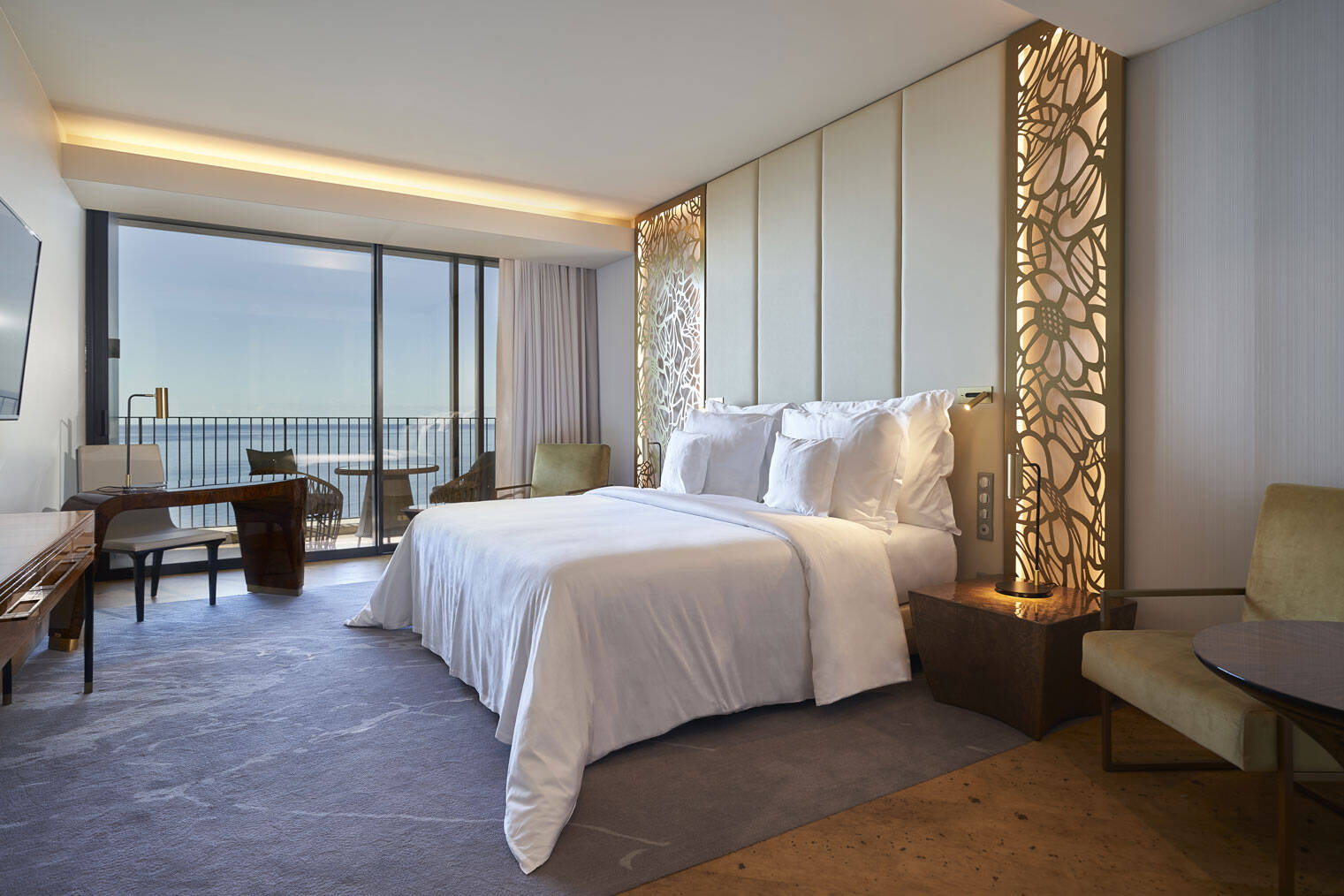SUPERIOR OCEAN ROOM