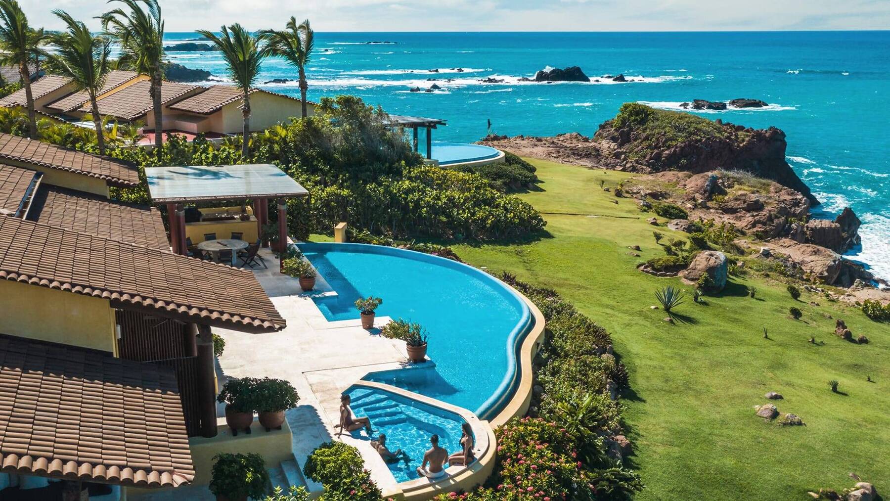 Cielo Oceanfront Villa