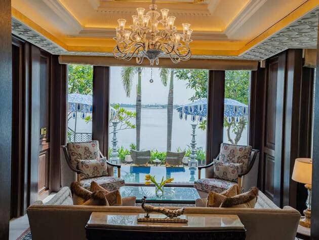 Lake Villa