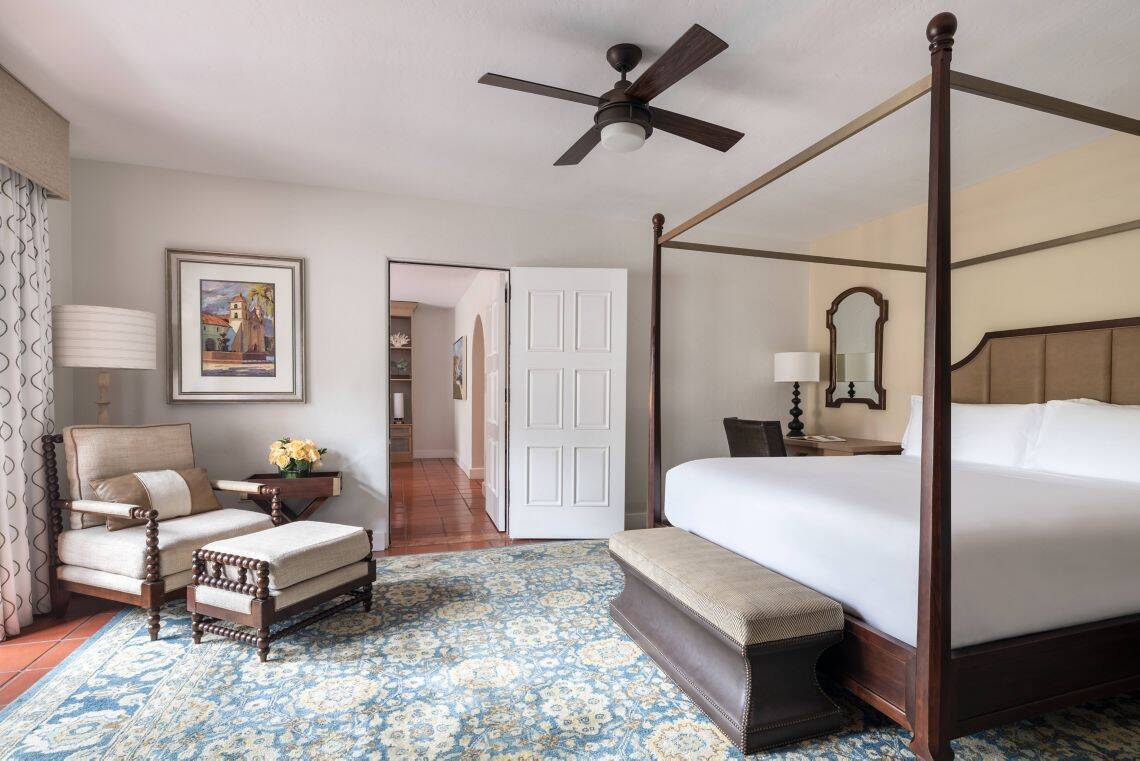Fireside Deluxe Suite