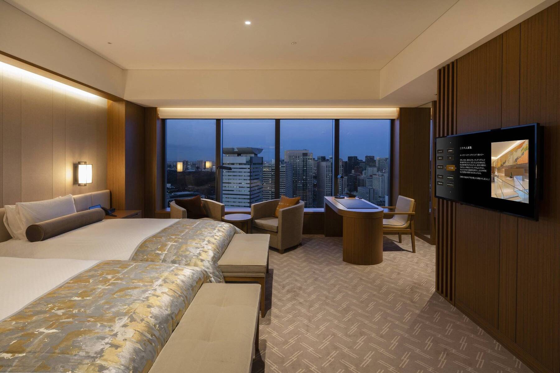 PRESTIGE CORNER TWIN ROOM