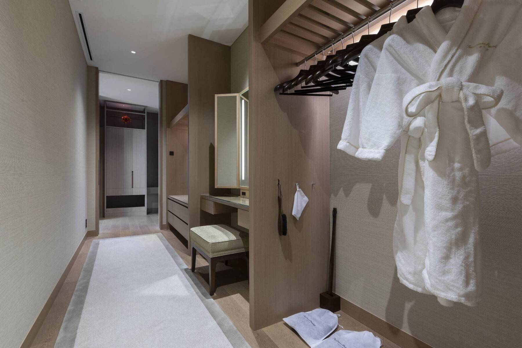 HERITAGE TWIN SUITE