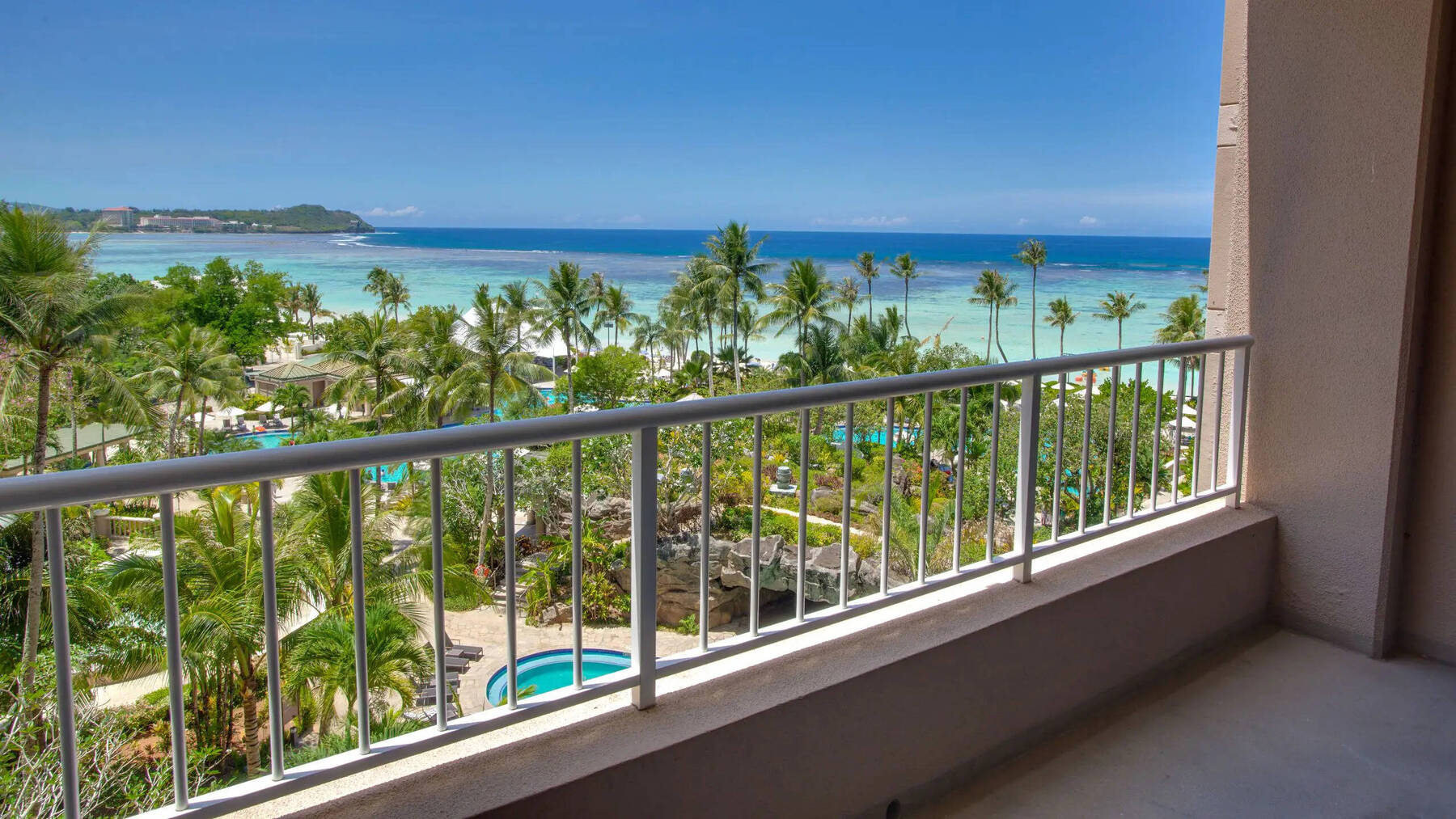 Two Double Beds Ocean Front Deluxe Kids Friendly