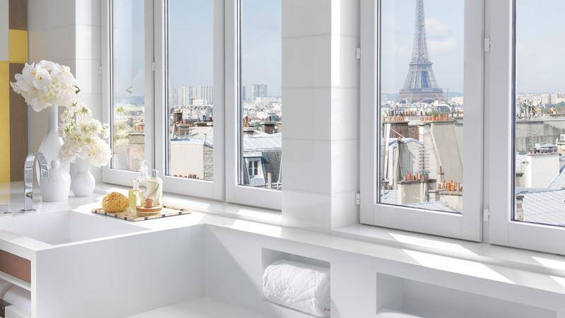 Mandarin Penthouse Suite