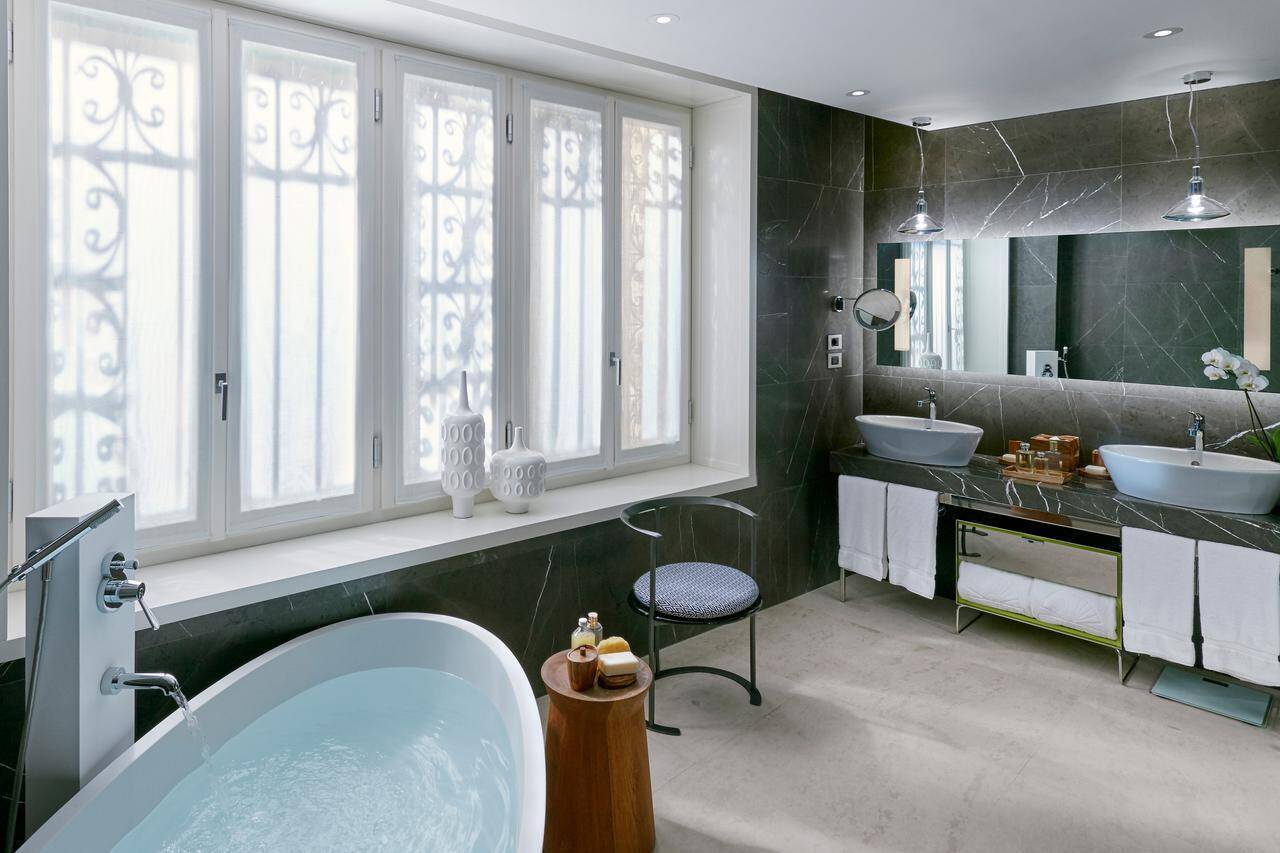 Premier Suite