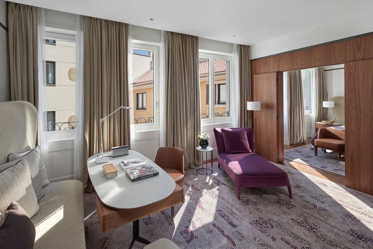 Grand Presidential Suite