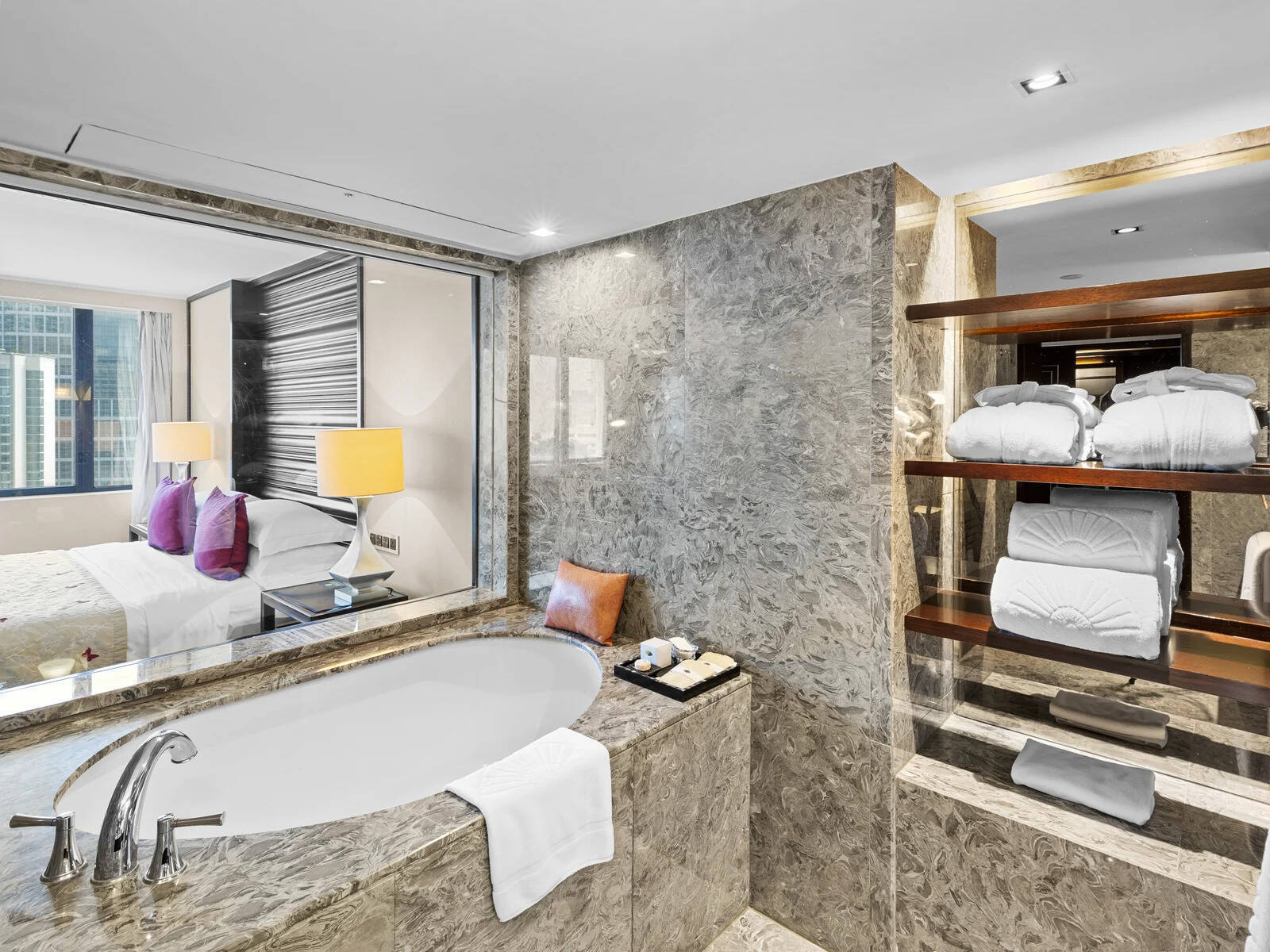 Deluxe Room - King Bed