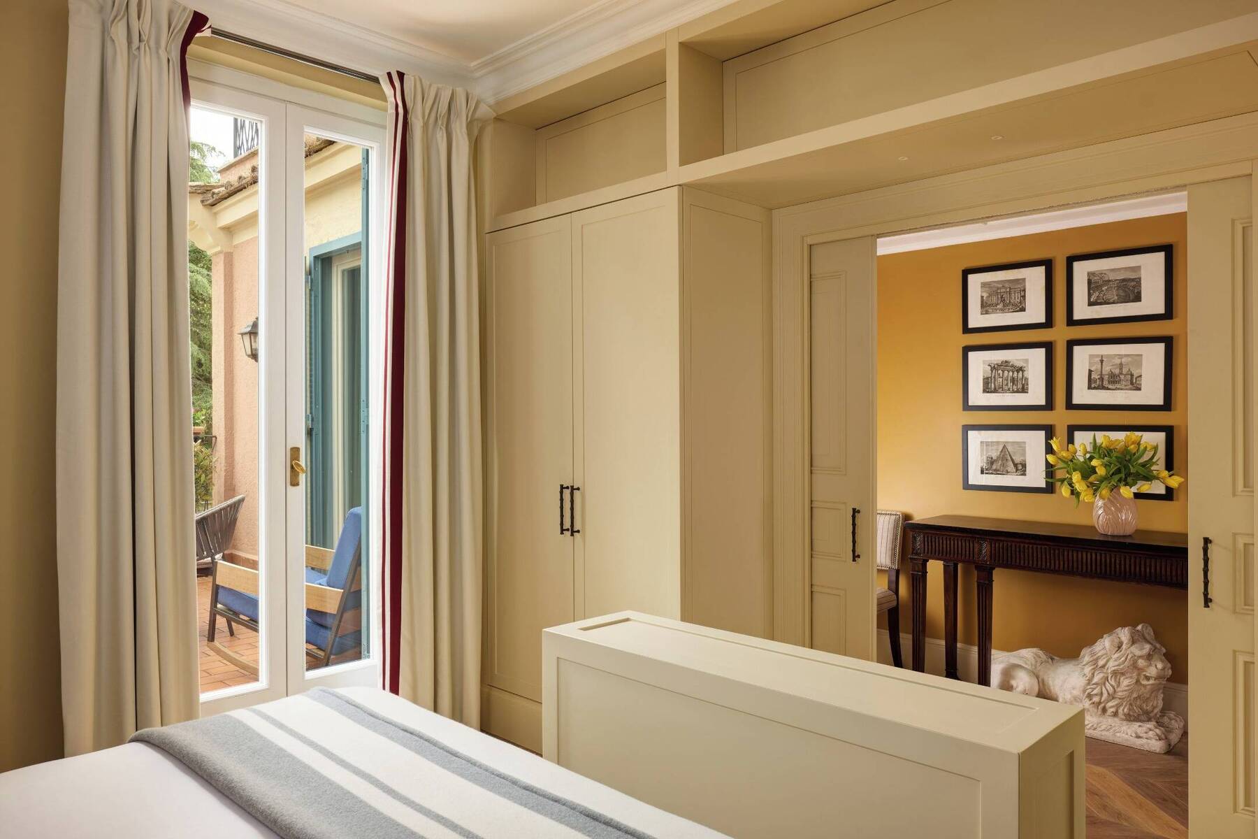 Deluxe Suite Garden View