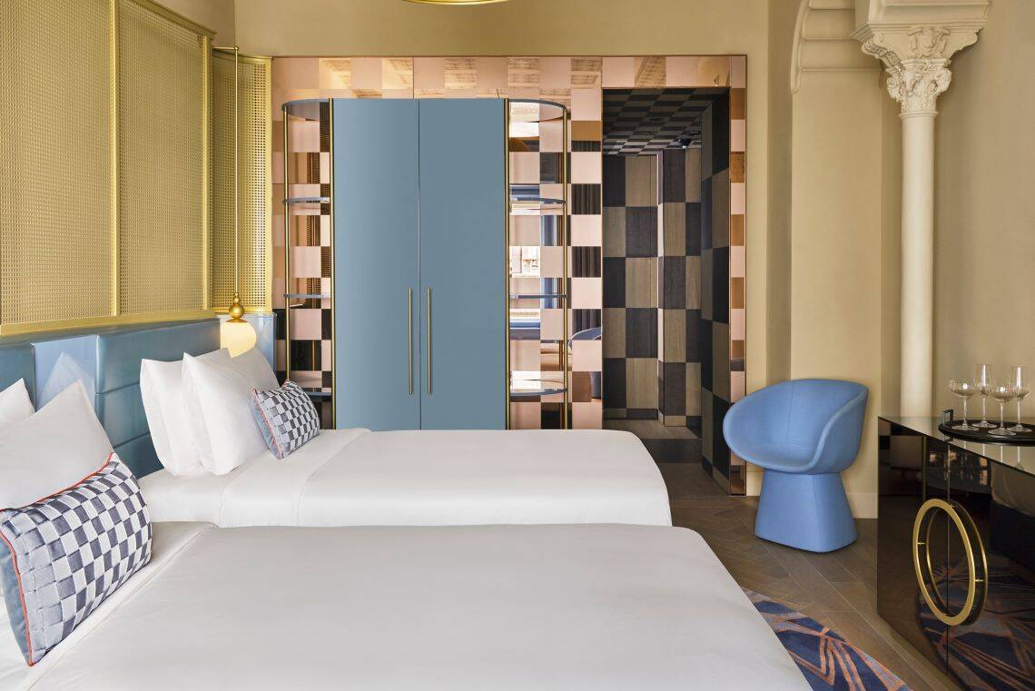 WONDERFUL TWIN ROOM, CITY VIEW