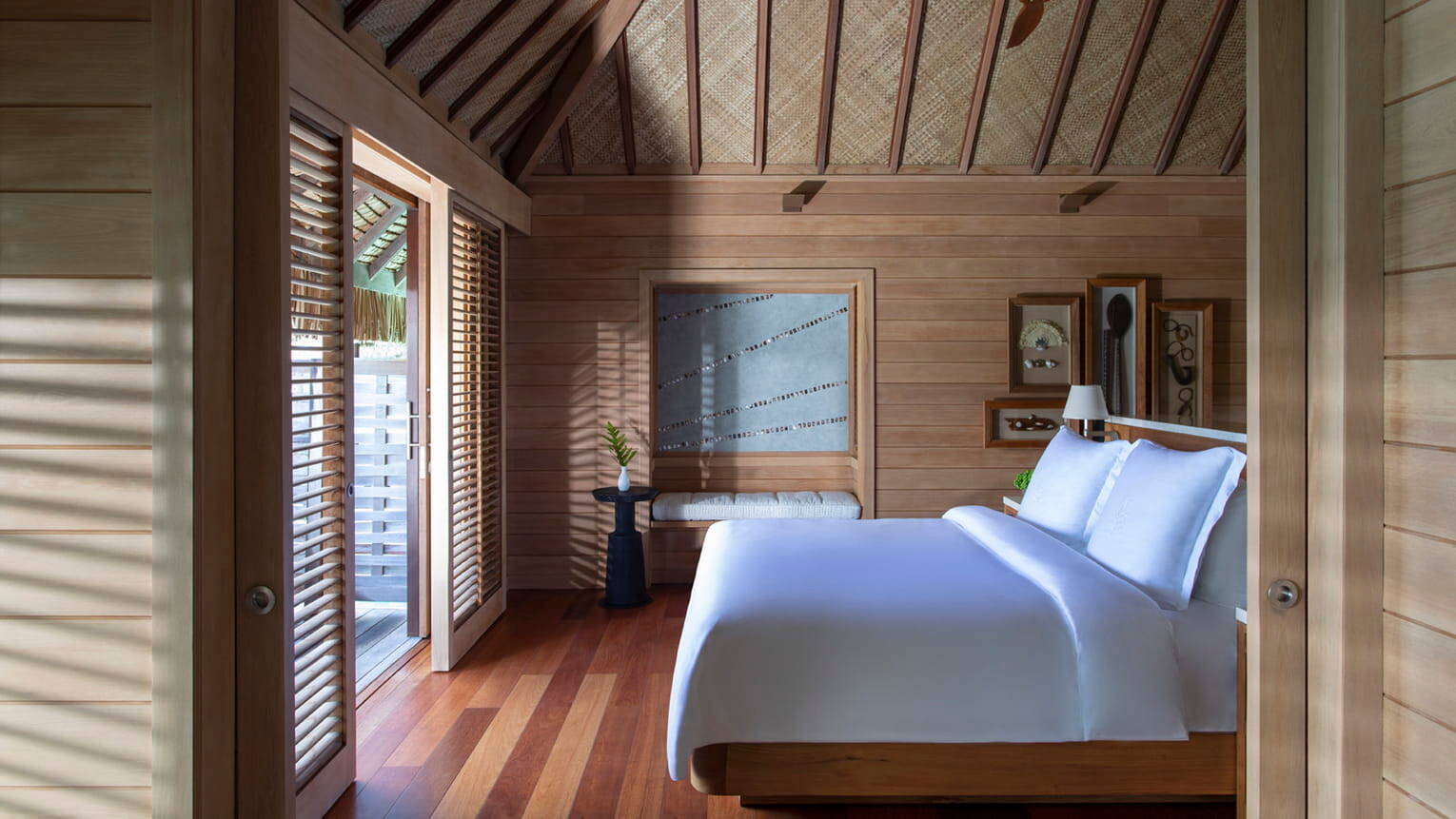 ONE BEDROOM PREMIER MOUNTAIN VIEW OVERWATER BUNGALOW SUITE