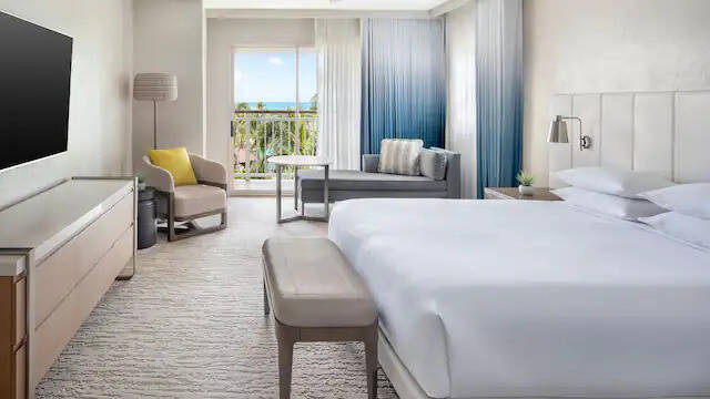 King Resort View with Balcony