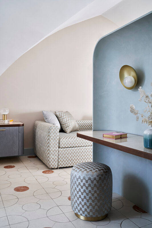 Aquamarine Junior Mountain Side Room