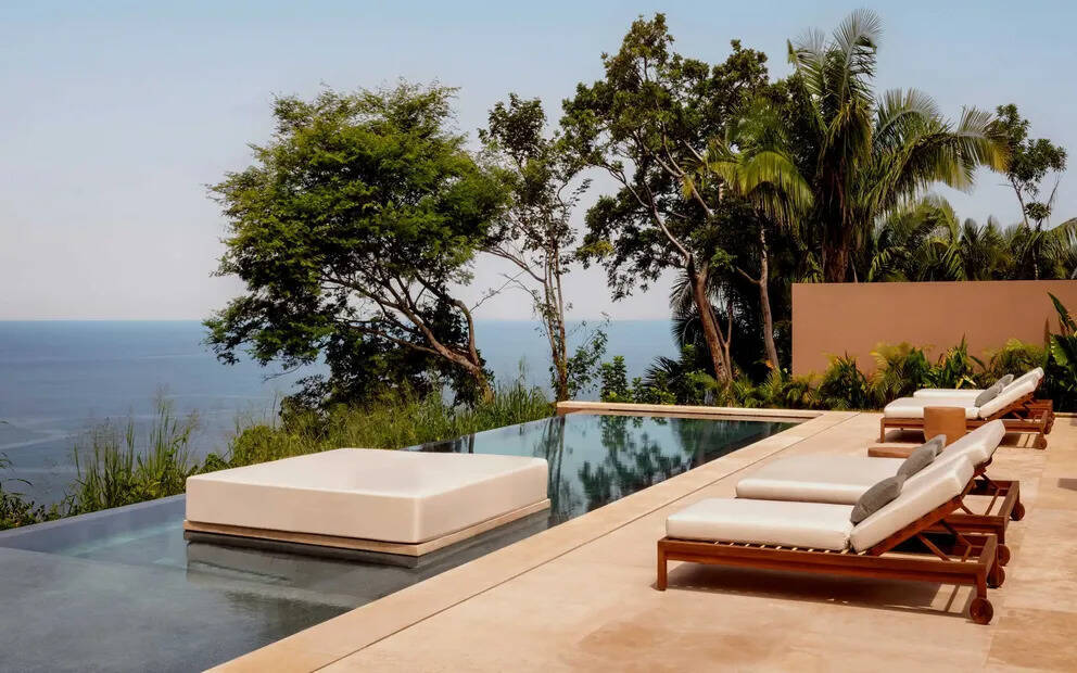 PRIVATE HOME 53 - 8 BEDROOMS