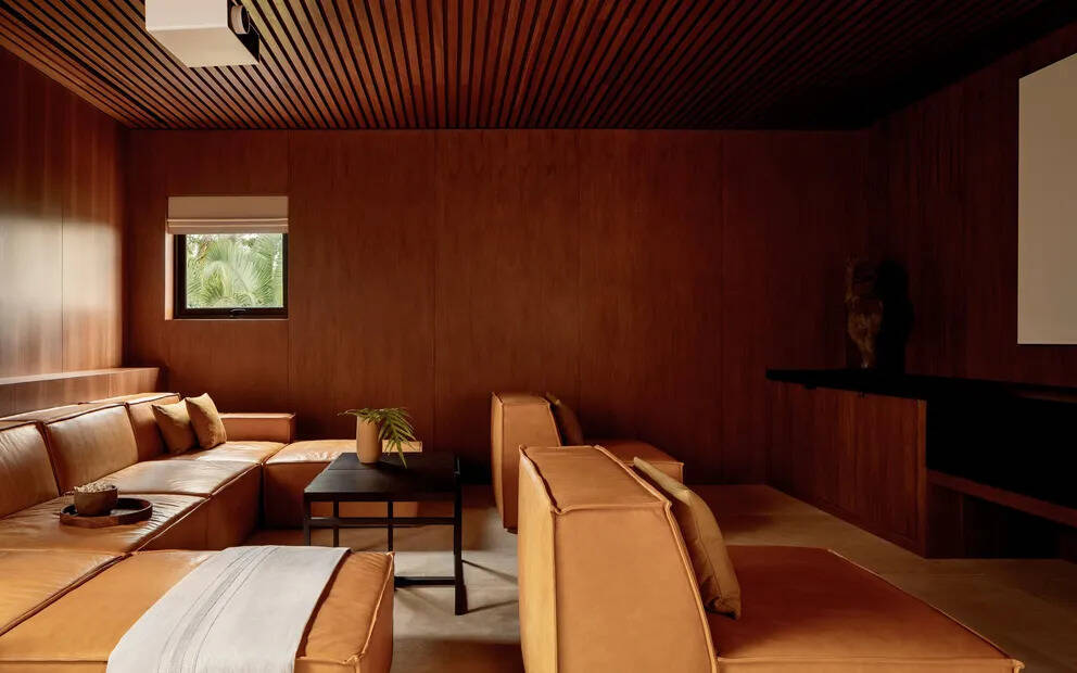 PRIVATE HOME 53 - 8 BEDROOMS