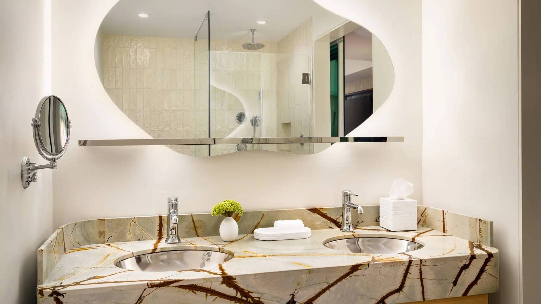Andaz Suite