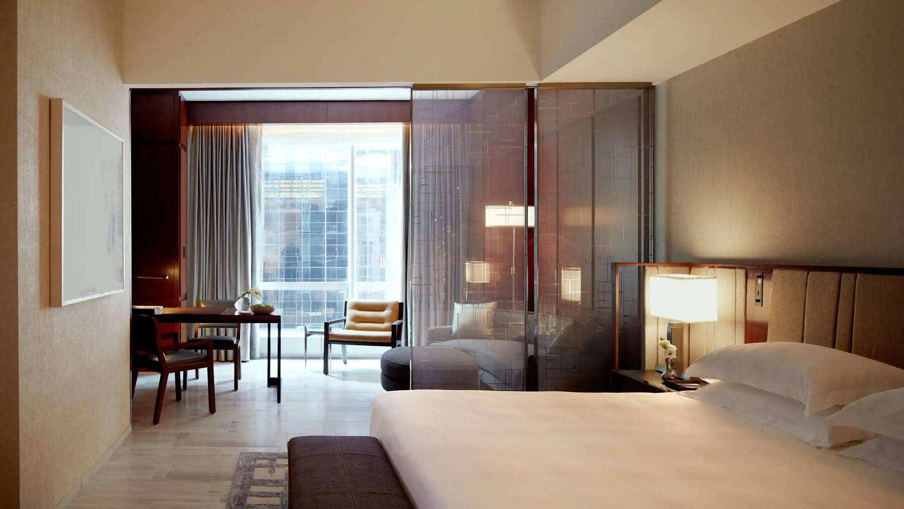 King Studio Suite